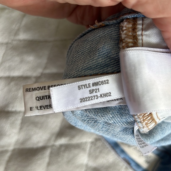 Madewell Momjean shorts. Size 28 - Picture 9 of 12